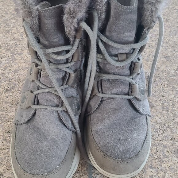 Sorel winter boots - Picture 1 of 5
